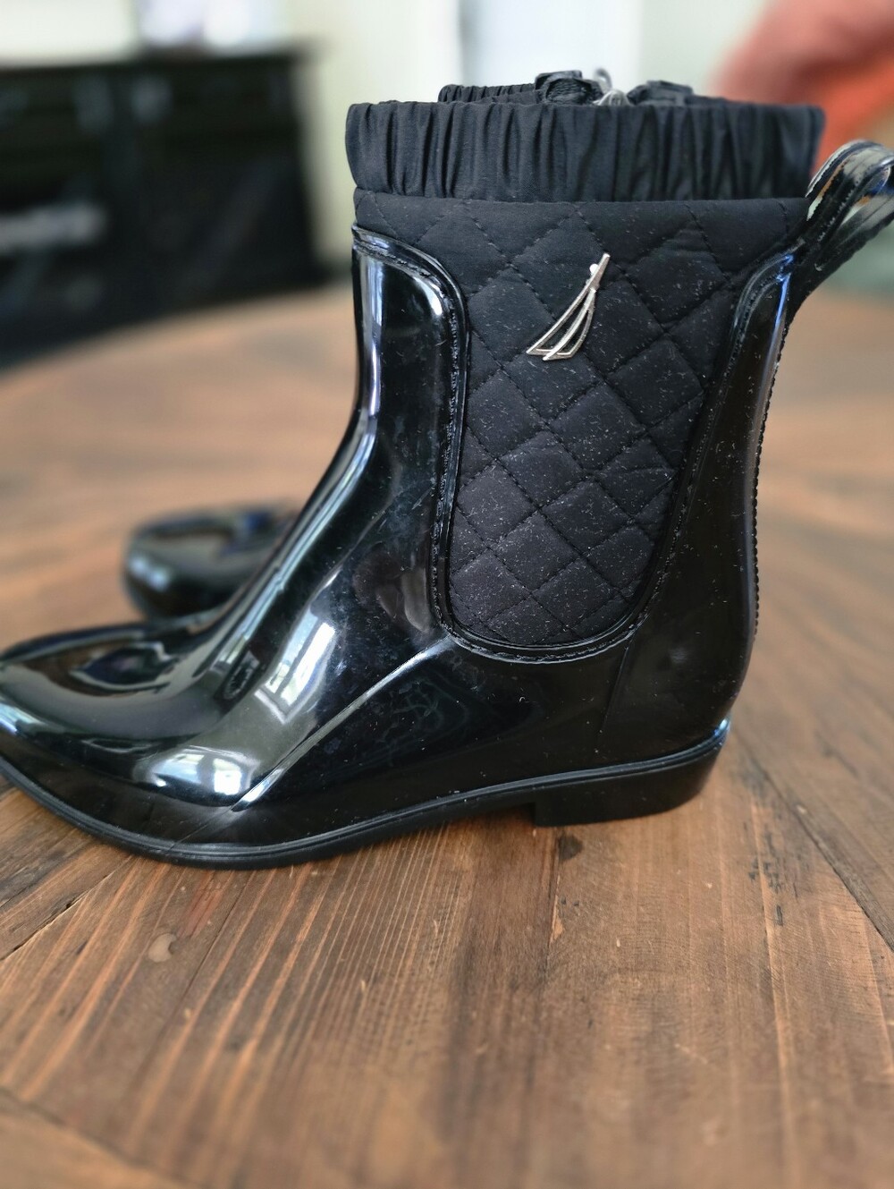 Nautica Black Quilted Gloss Rain Boots - Picture 4 of 5